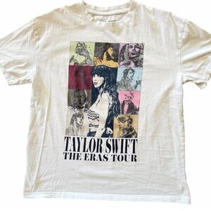 Taylor Swift Eras Tour 2023 Licensed Tee MEDIUM EUC